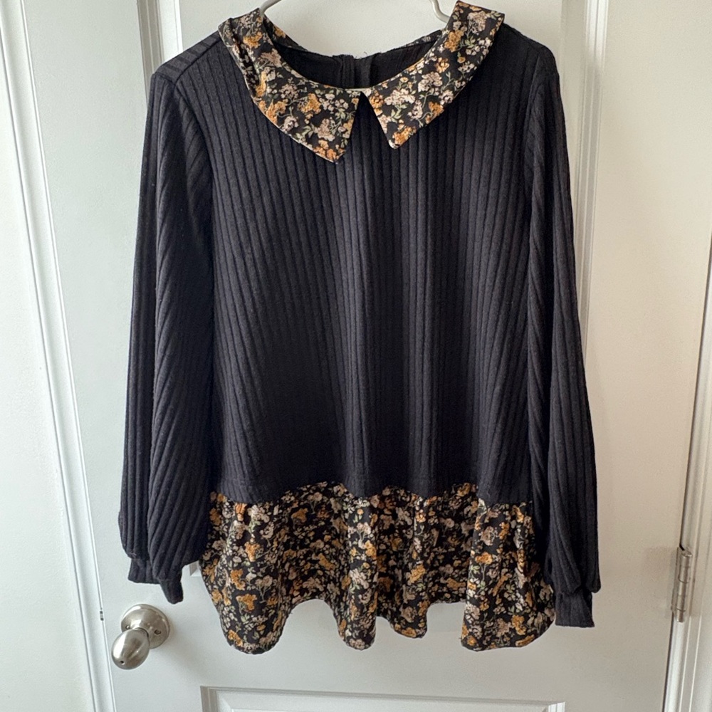 SHEIN Black Floral Blouse with Peter Pan Collar